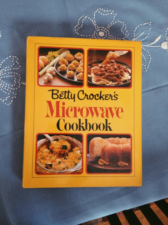 high plains thrifter // betty crocker microwave cookbook